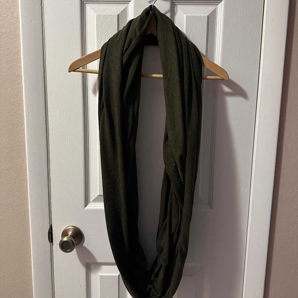 American Apparel Circle Scarf